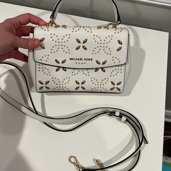 Authentic Michael Kors Ava Crossbody - Picture 12 of 12